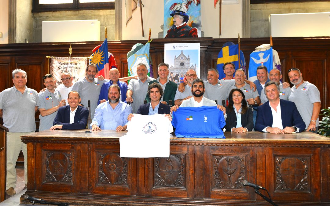 Una partita di Polo sul sabbione del calcio in costume
